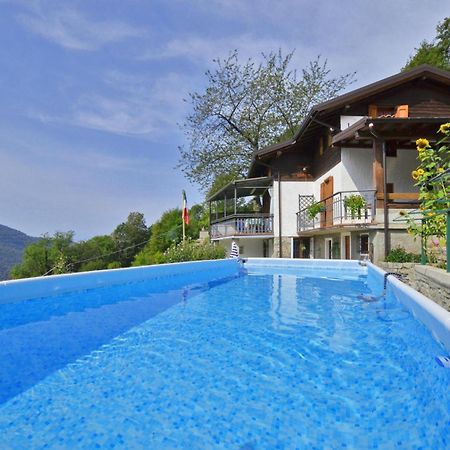 Casa Busso - Happy Rentals Esino Lario エクステリア 写真