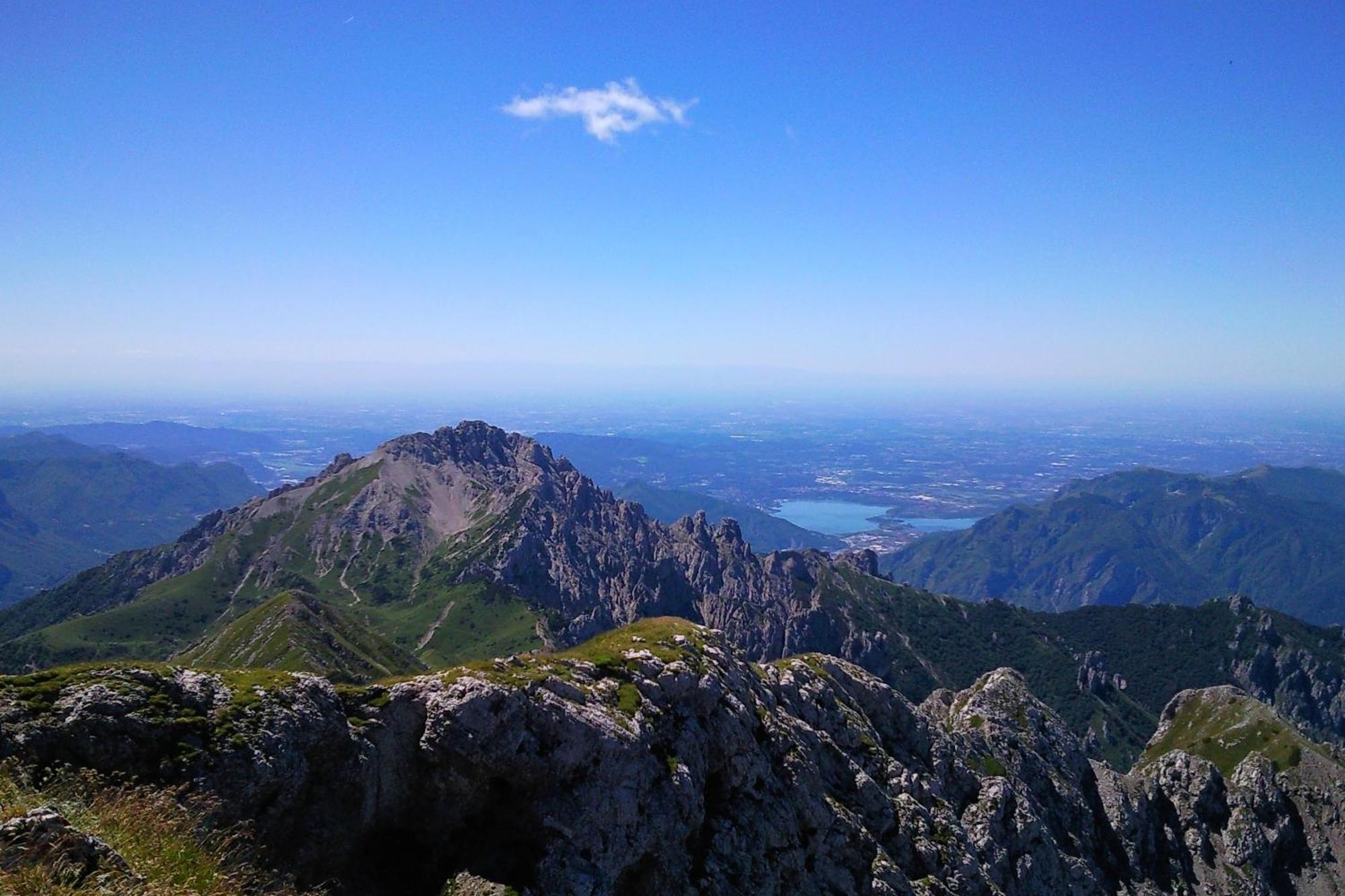 Casa Busso - Happy Rentals Esino Lario エクステリア 写真