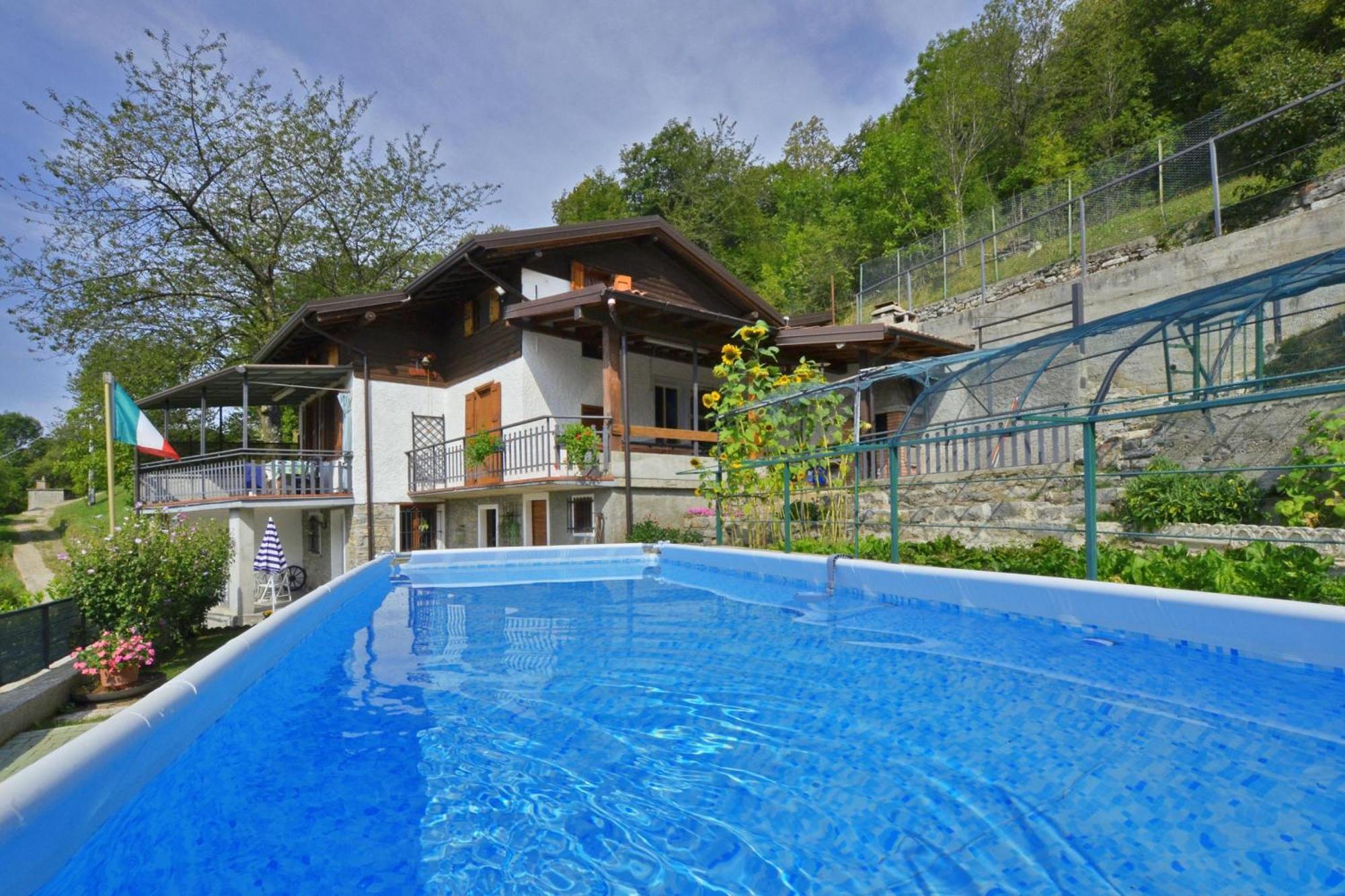 Casa Busso - Happy Rentals Esino Lario エクステリア 写真